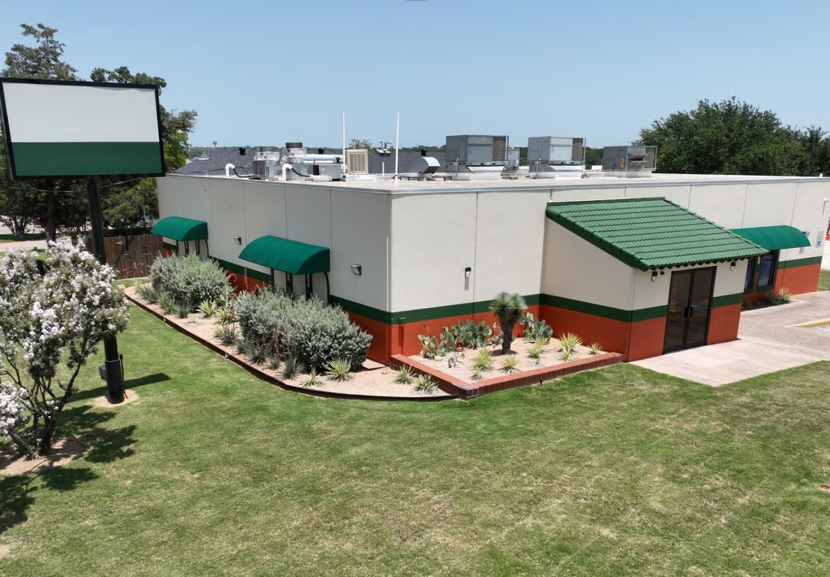 1224 Precinct Line Rd, fully renovated restaurant in Hurst
