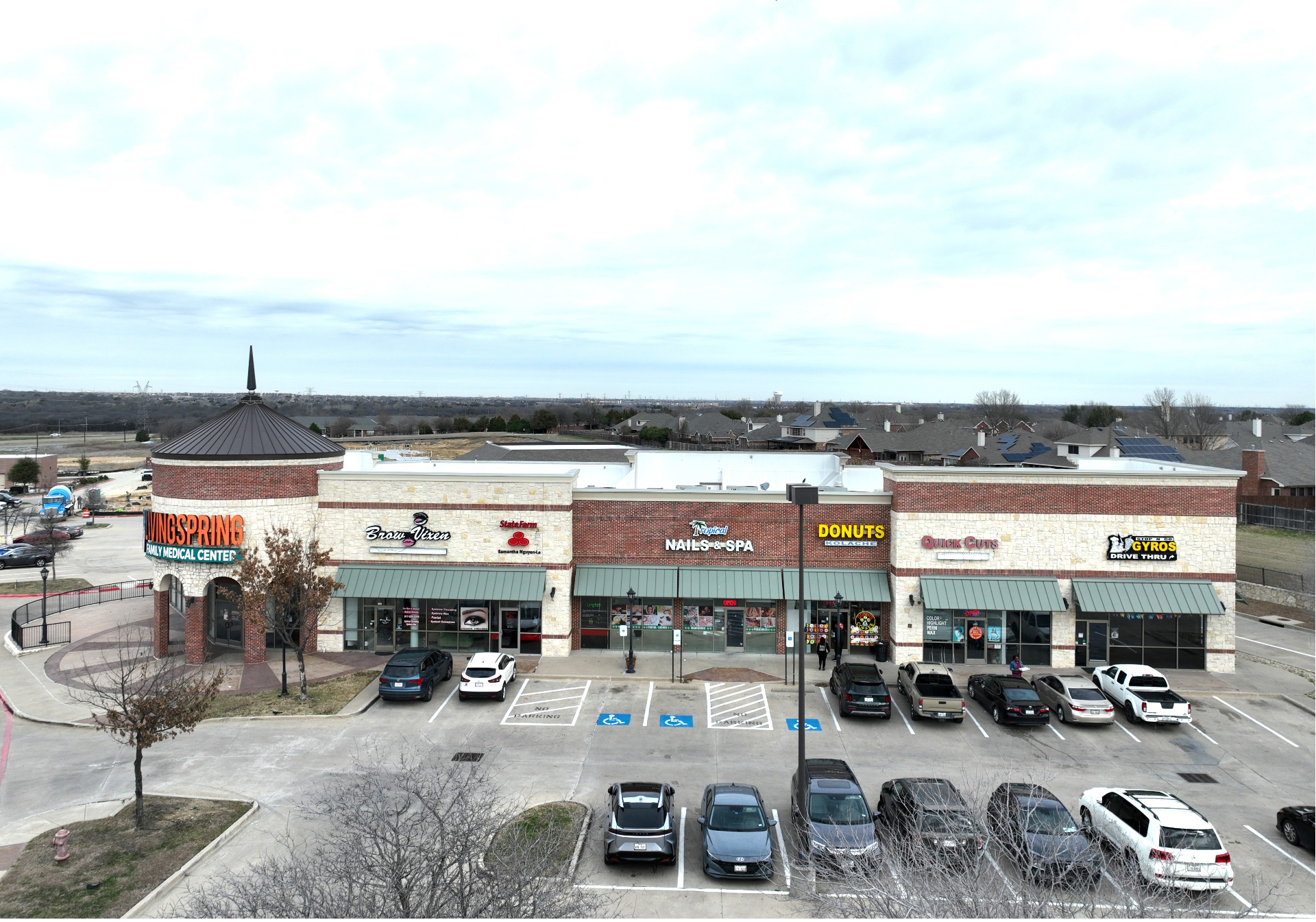 Lowes Farm Market, 3807 E Broad St